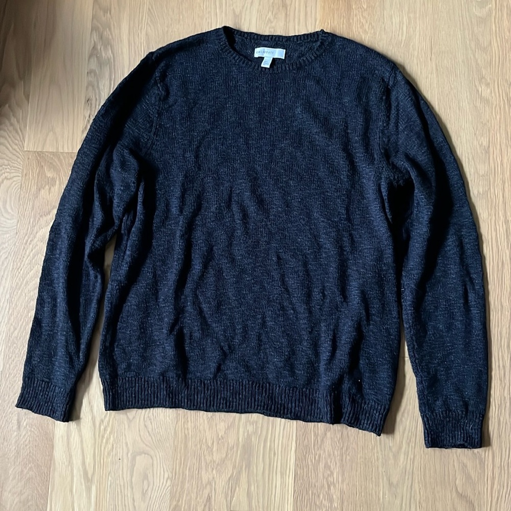 EUC Mens Calibrate sweater; size Large